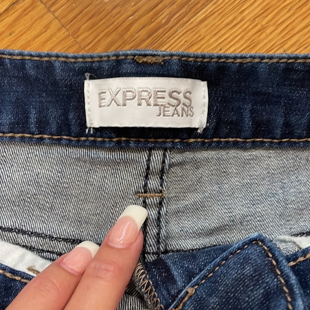 Express Jean Shorts - Picture 3 of 5